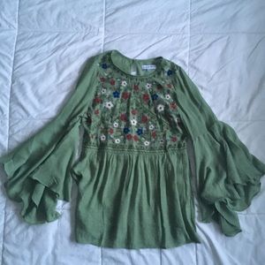 Ashley LeMieux Whimsical Flutter Sleeve in Green